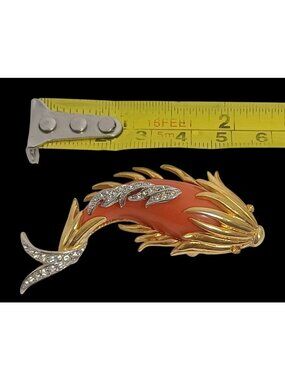 Rare Vintage Brooch Signed Boucher 1005P Coral Lucite Rhinestone Koi Fish Pin